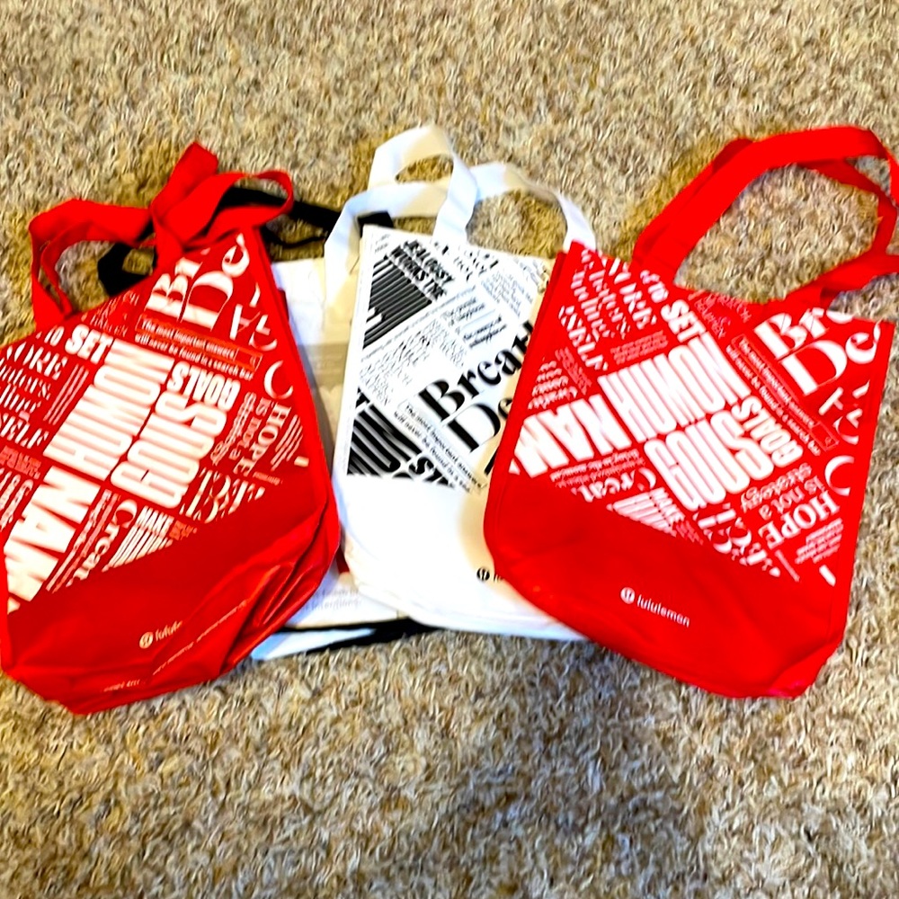 Lululemon bags
